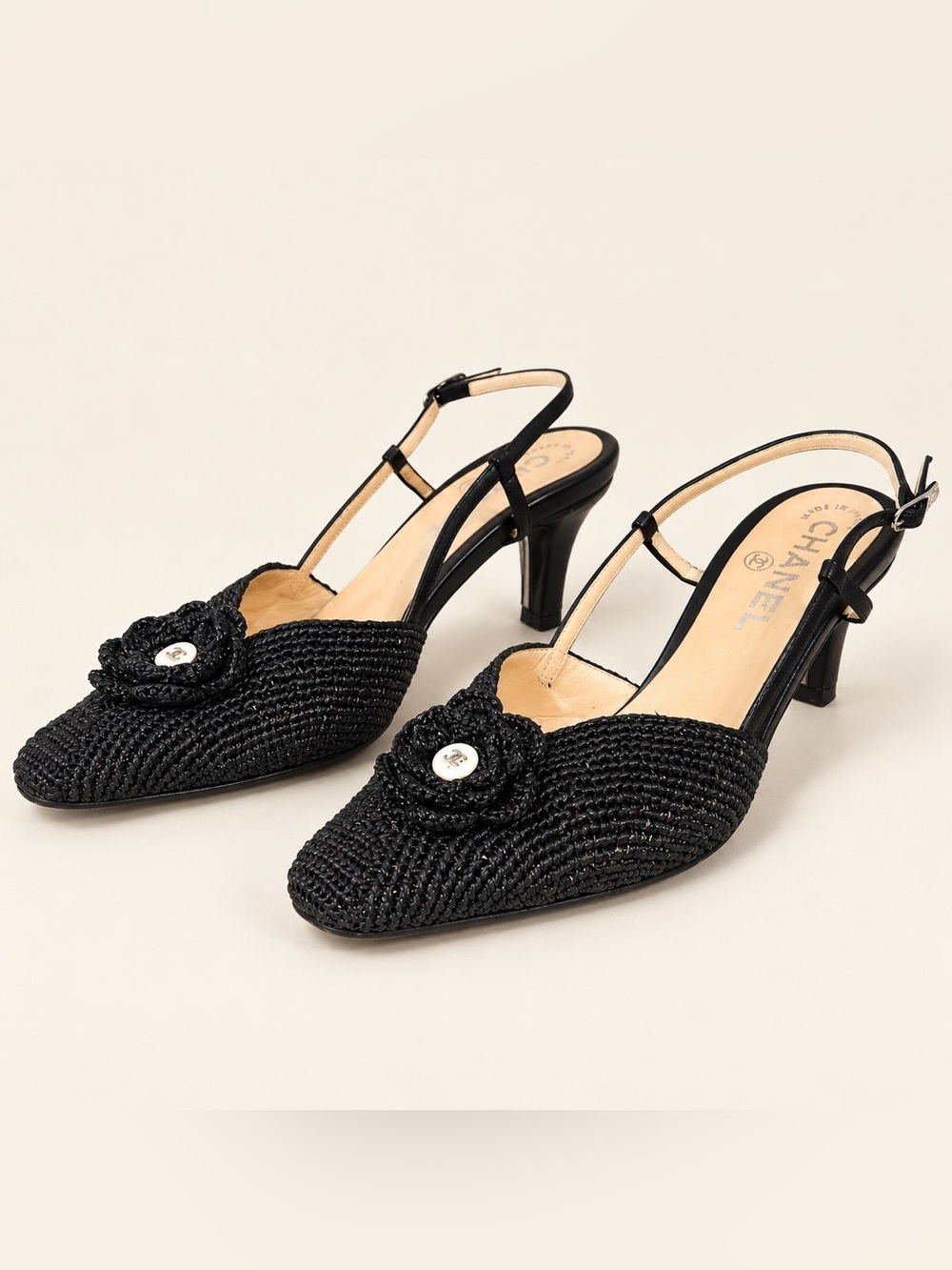 Vintage Chanel Black Raffia Camellia CC Slingback Heels Size 35C - Picture 2 of 15